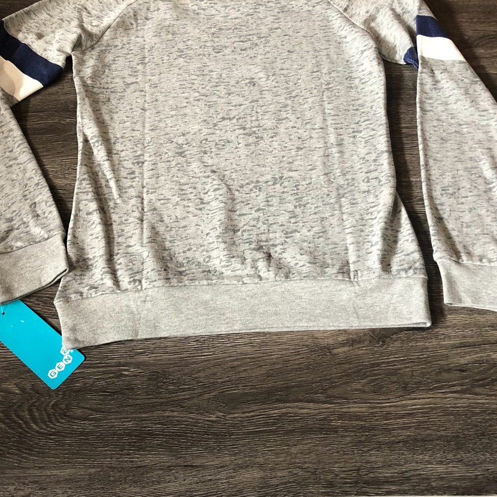 Brigham Young Girls Sweater - Picture 7 of 7